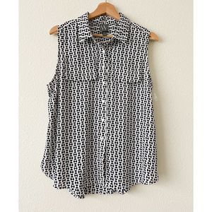Worthington Sleeveless Button Down  Blouse with Geometric Design NWT